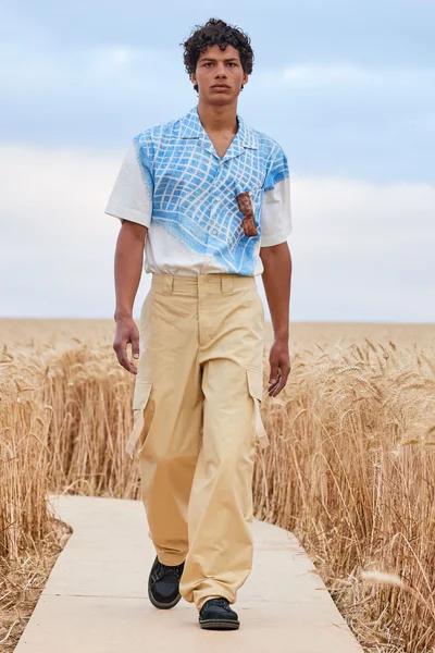 Look 35